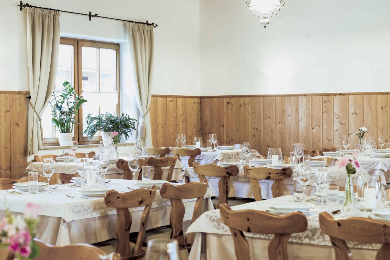 Landhof Lazarus Hotel Mooskirchen Bagian luar foto